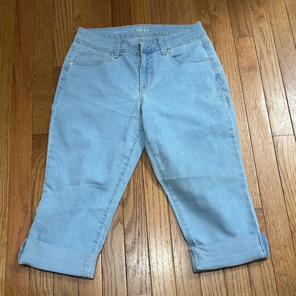Style & Co. Women's Light Blue Capri Jeans Size 4